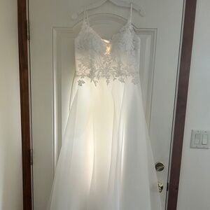 Unused wedding dress